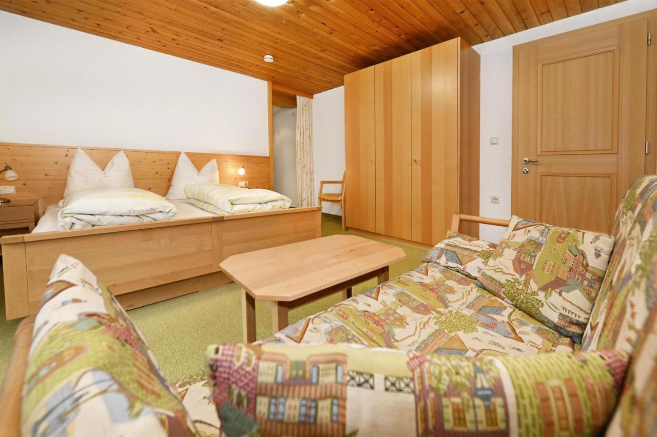 Gaestehaus Rundblick シュルンス エクステリア 写真