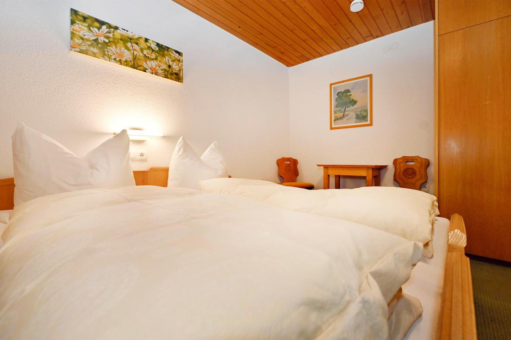 Gaestehaus Rundblick シュルンス エクステリア 写真