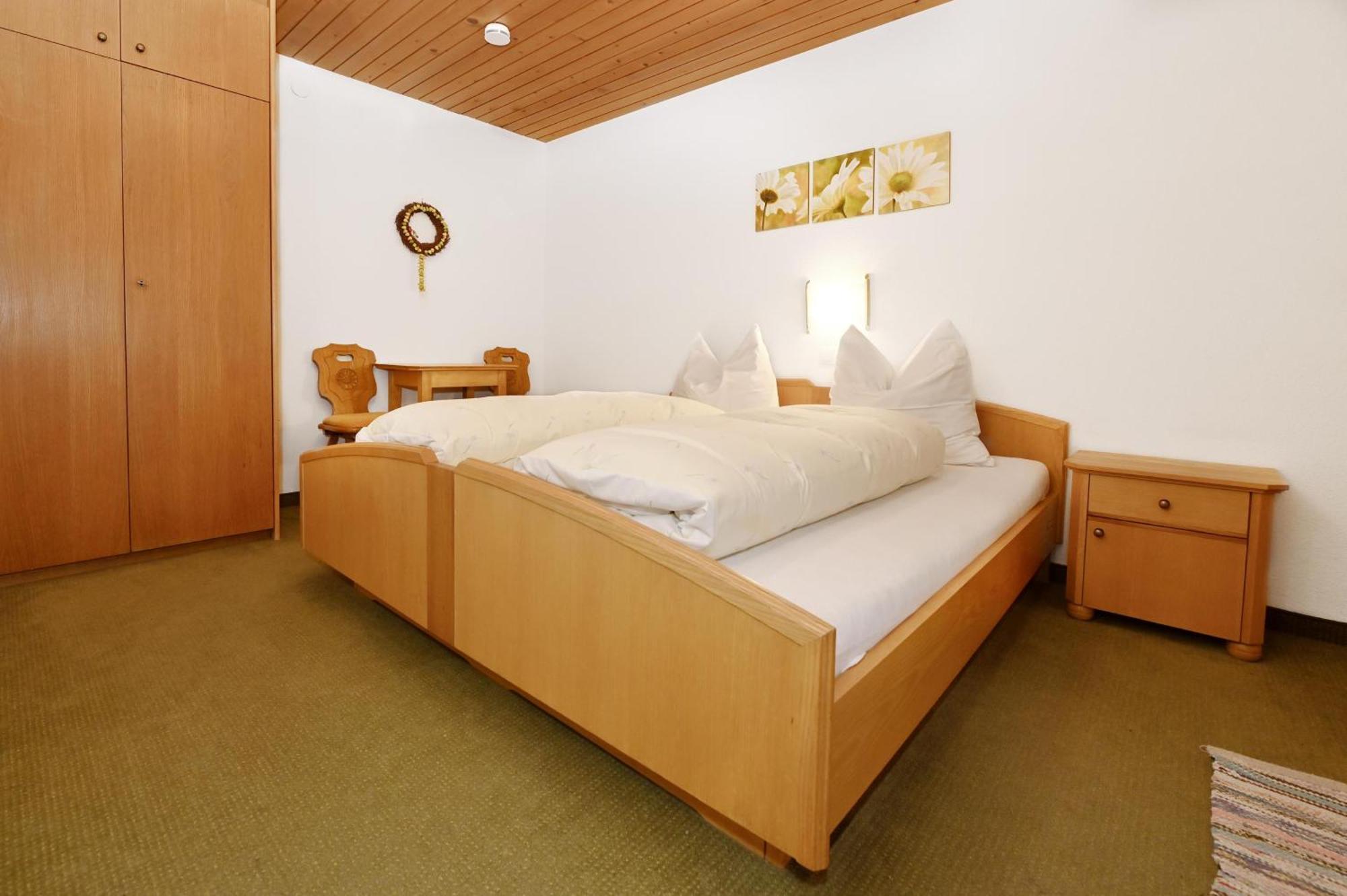Gaestehaus Rundblick シュルンス エクステリア 写真